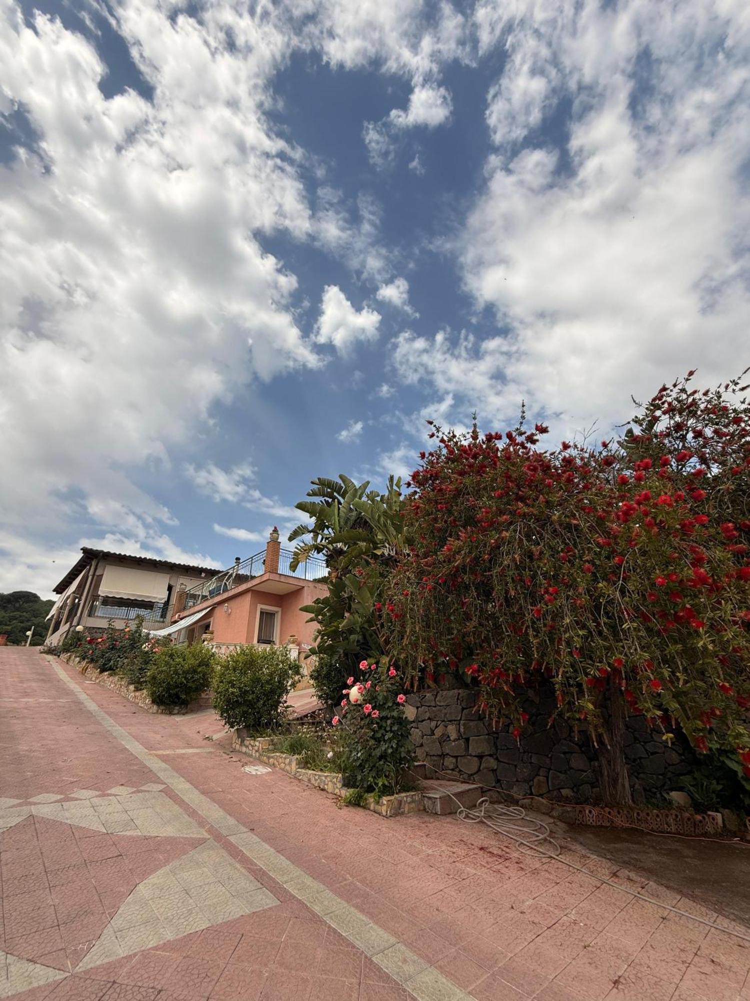 Villa Militello Nel Borgo Piu Bello Di Italia Del 2025 Militello in Val di Catania Luaran gambar